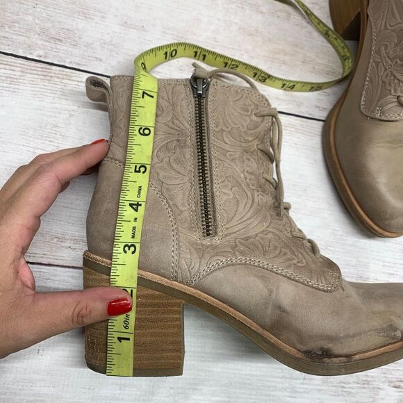 Sofft Brown Leather Flower Stamped Zip Ankle Heel Boot Shoes Womens US 7 M - Picture 12 of 13